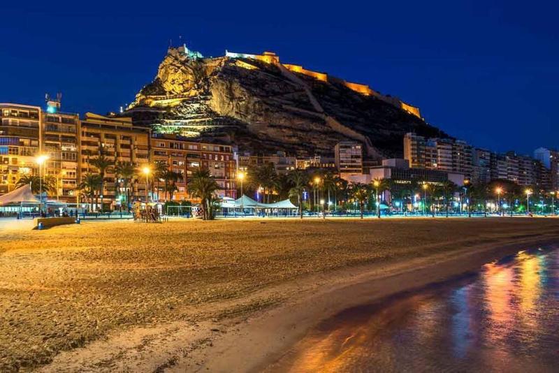 Belle Corner Alicante - image 21