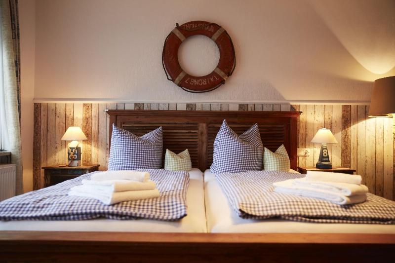 Premium Double Room with Balcony image 1