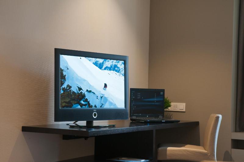 Apartment image 4