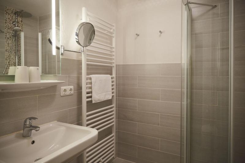 Comfort Double Room image 4
