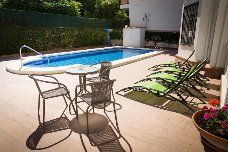Holidays2Fuengirola Villa 6 bedroom 200 mts Beach - image 20