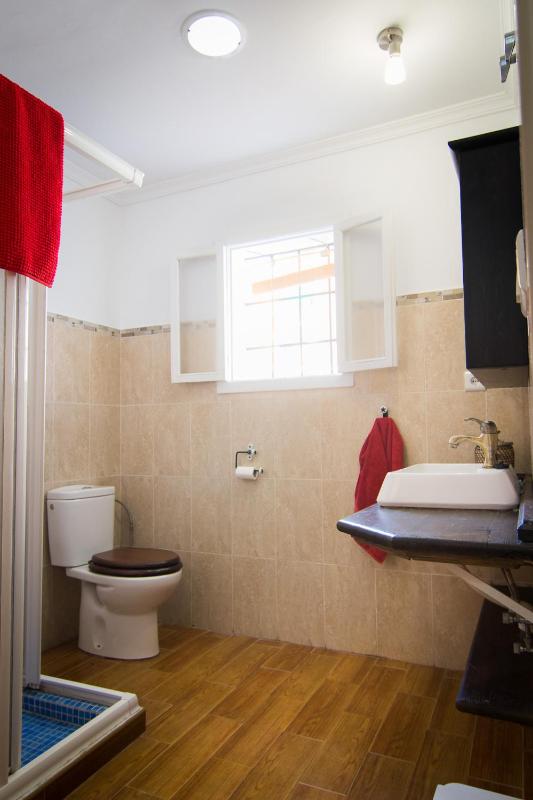 Holidays2Fuengirola Villa 6 bedroom 200 mts Beach - image 47