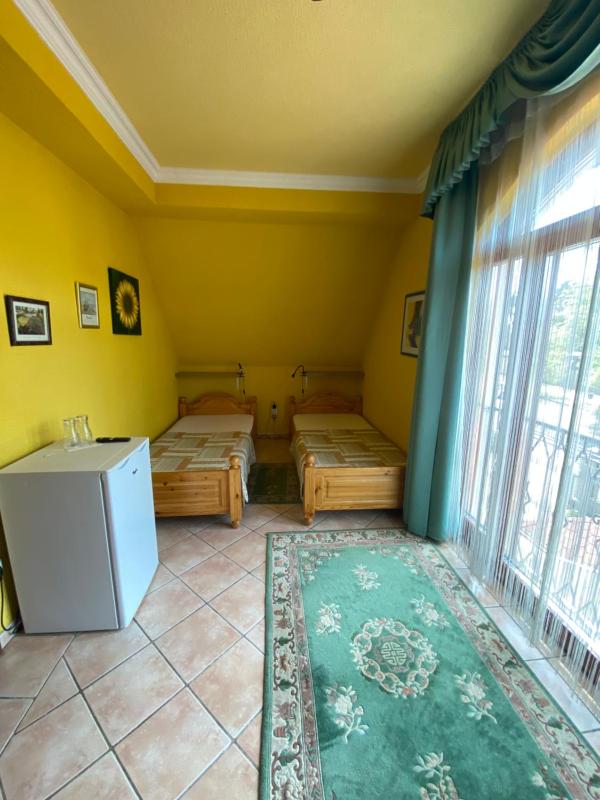 Superior Quadruple Room image 3
