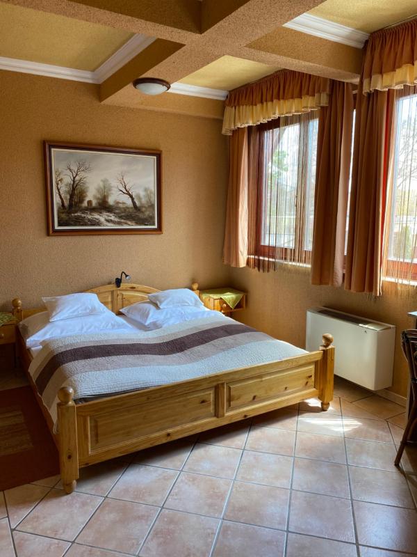 Superior Quadruple Room image 4