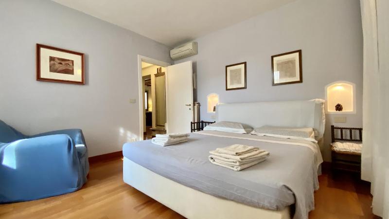 Garibaldi Two-Bedroom Apartment image 4