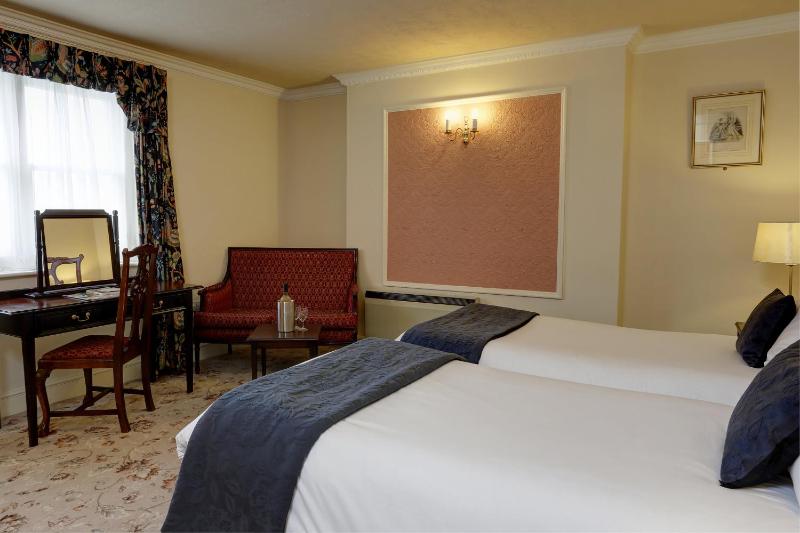 Twin Room with Sea View image 3