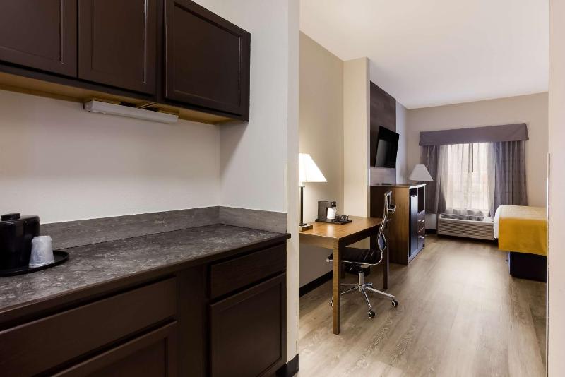 King Suite with Sofa Bed image 1