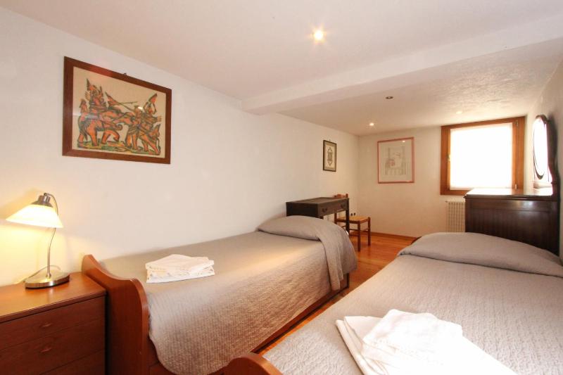 Two-Bedroom Apartment image 4