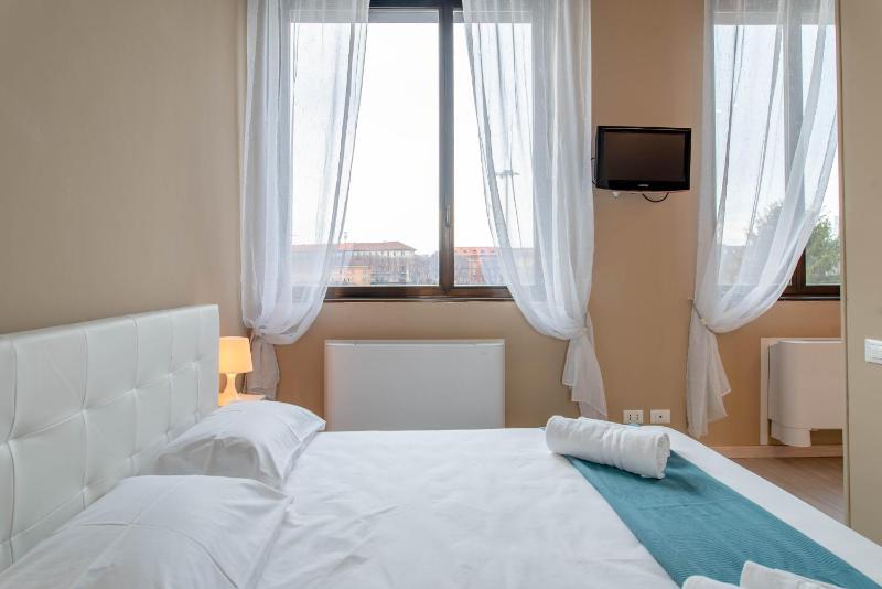 Regina Apartment by Toh Solution - image 14