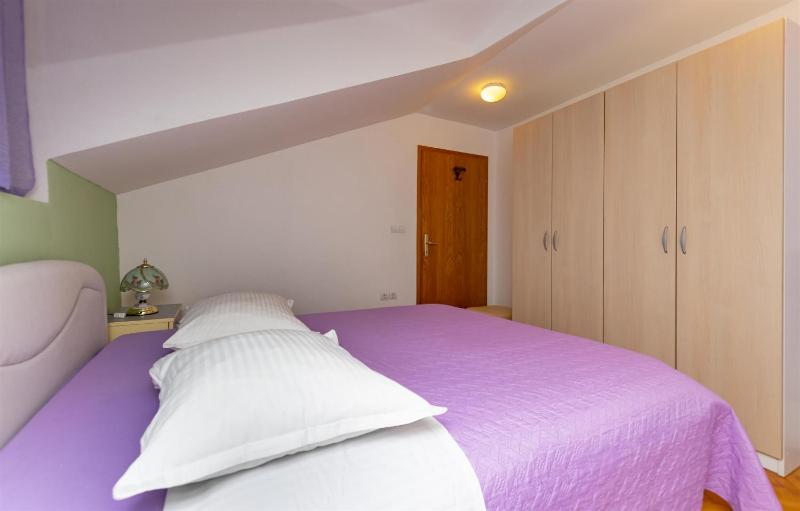 Apartment Ivanka - image 2