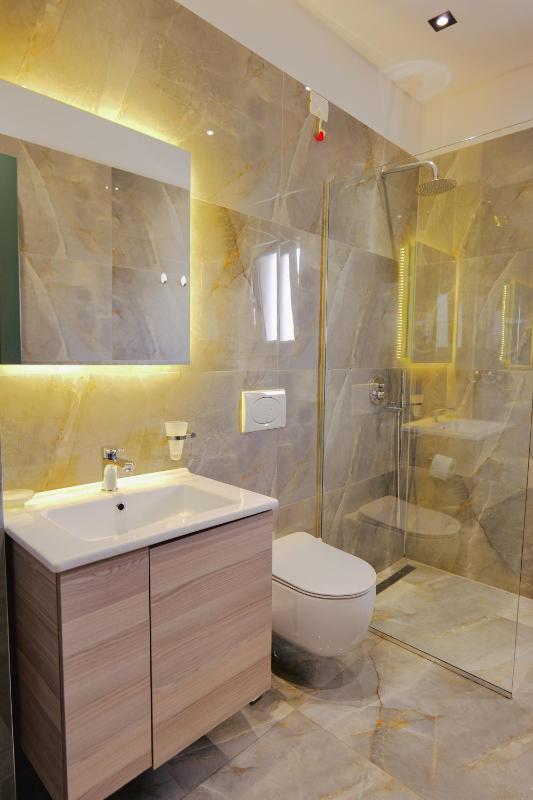 Triple Room with Mountain View image 3