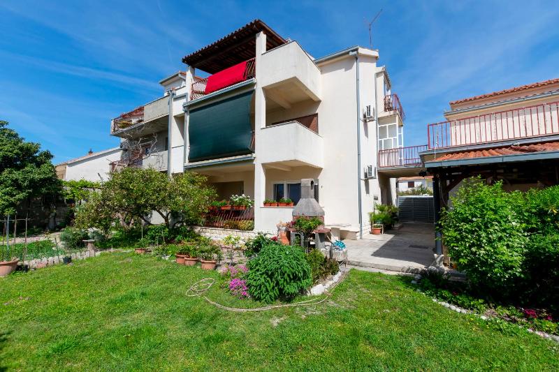 Apartment Tonia - image 1