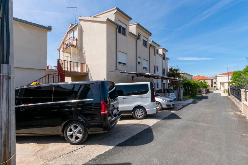 Apartment Tonia - image 16