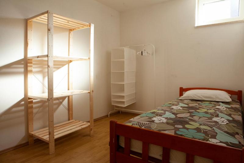Peachy House - image 25