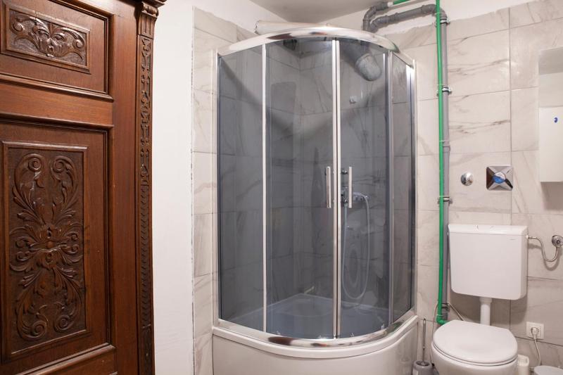 Peachy House - image 19