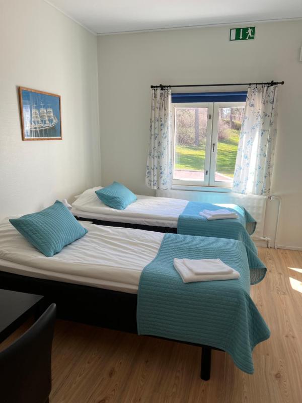 Double Room with Shared Bathroom image 1