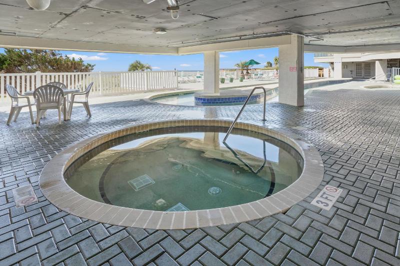 Ocean Bay Club 909 Condo - image 4