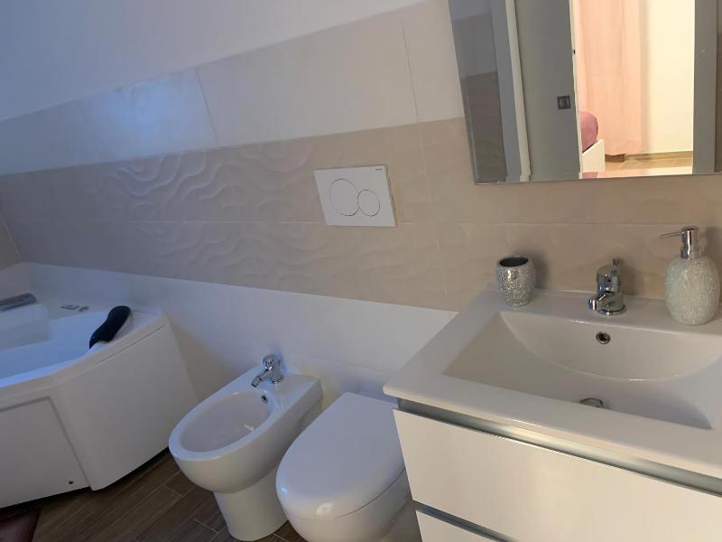 R Home - image 8
