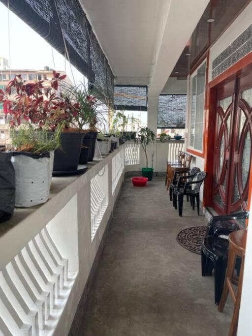 Experience Colombo like a local - image 1