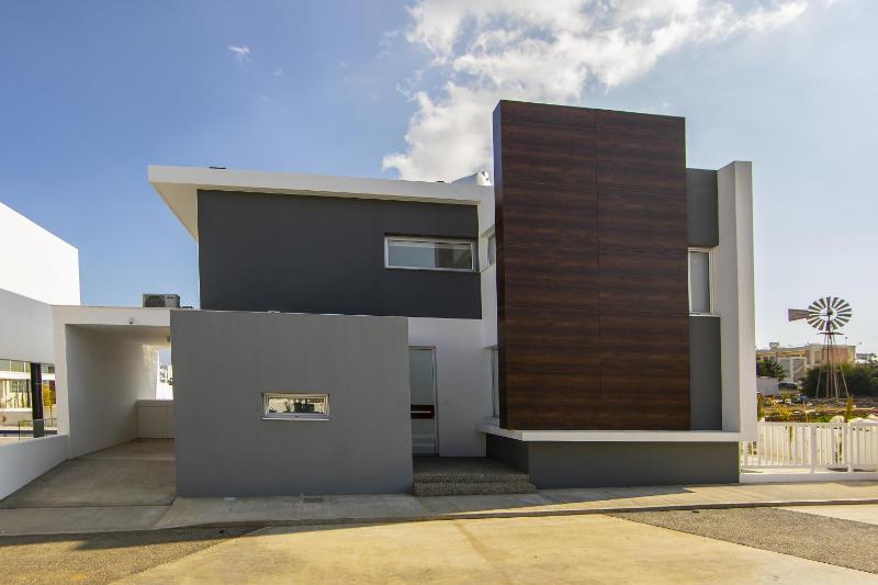 Protaras Olivia Pearl Villa - image 13