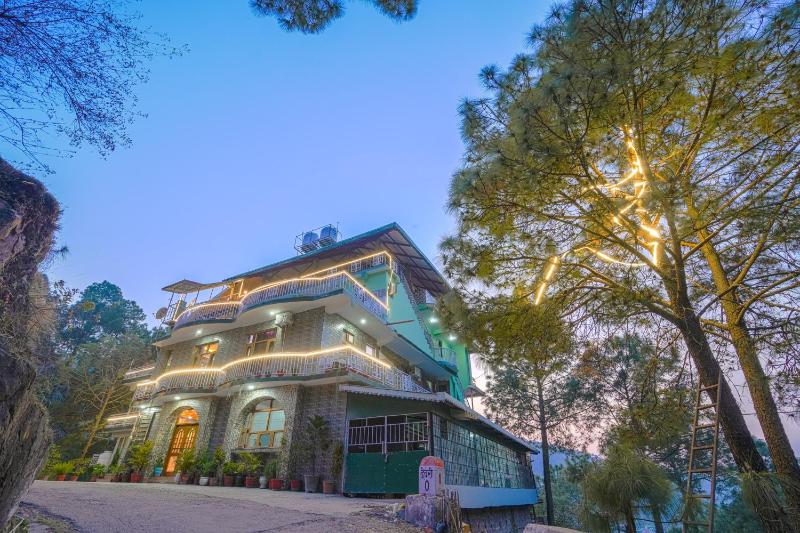 Wow Homestay I Kasauli - image 20