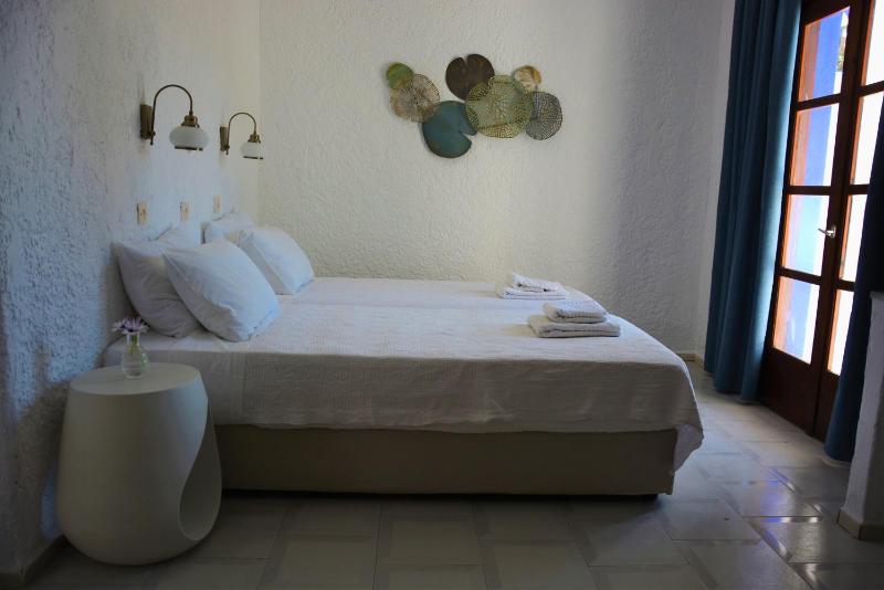 Standard Double or Twin Room image 3