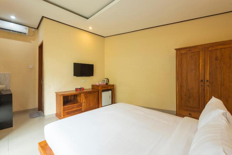 Liliy Guest House Kuta - image 19