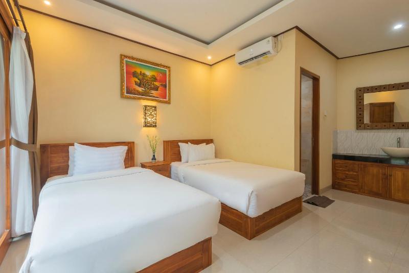 Liliy Guest House Kuta - image 32