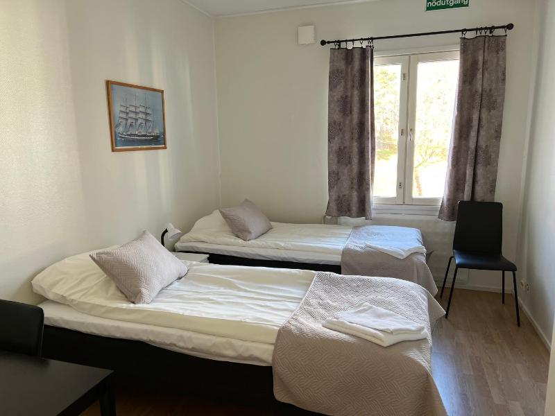 Double Room with Shared Bathroom image 4