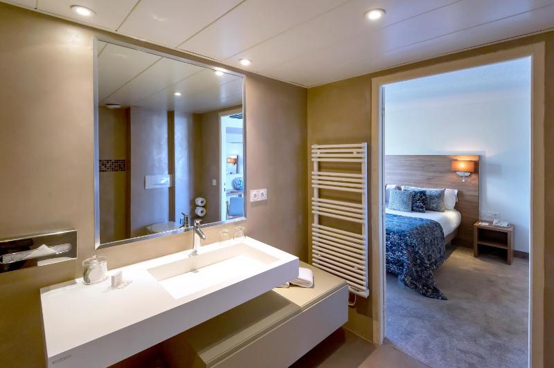 Junior Suite image 3