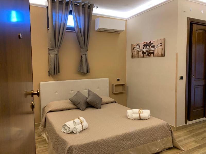 Emyteo Apartment - image 10