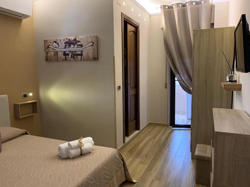Emyteo Apartment - image 18