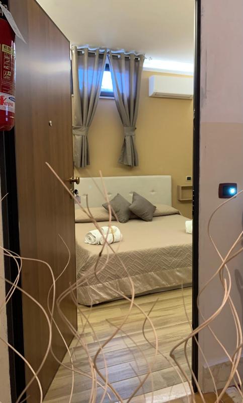 Emyteo Apartment - image 7
