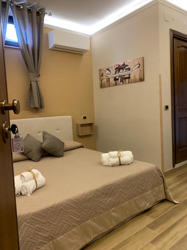 Emyteo Apartment - image 5