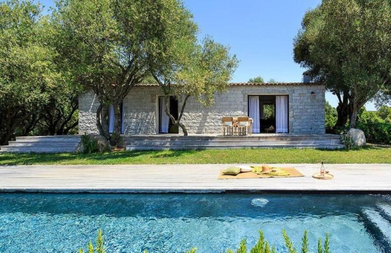 Villa with Private Pool image 1