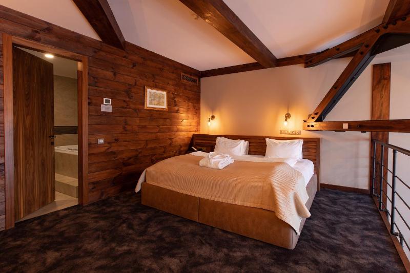 Presidential Suite image 4