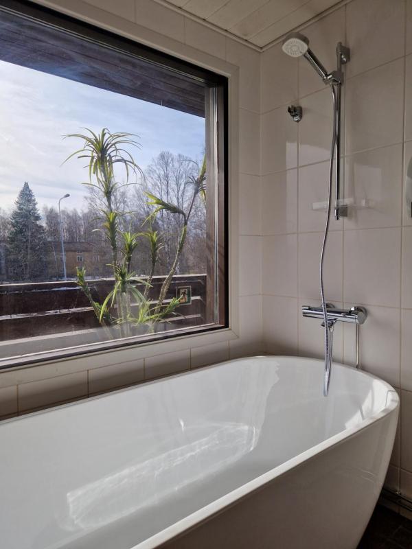 Deluxe Double Room with Bath image 4