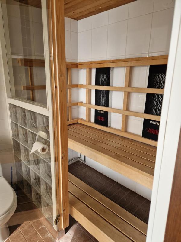 Deluxe Double Room with Bath image 3