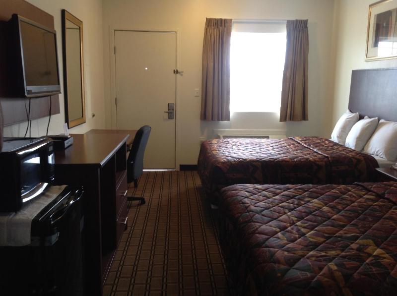Deluxe Double Room image 3