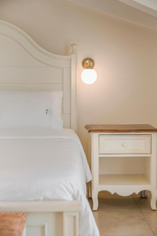 Deluxe Loft Suite image 2