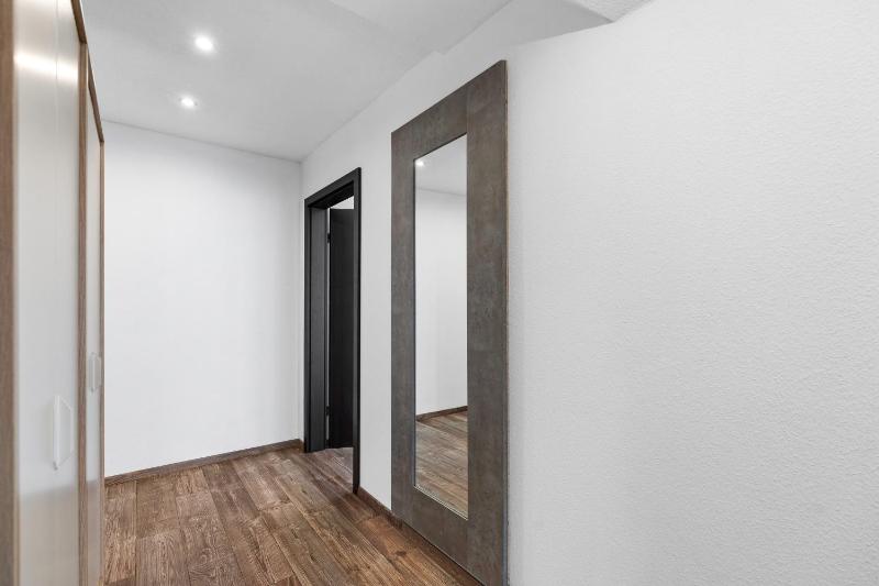Family Room image 3