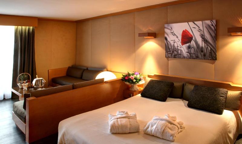 Amirauté Hôtel Golf Deauville - image 30