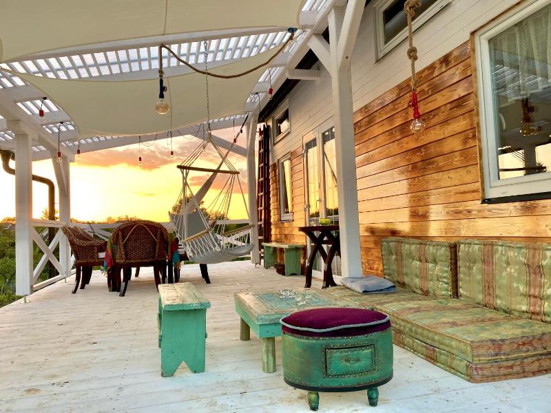 Chalet image 2