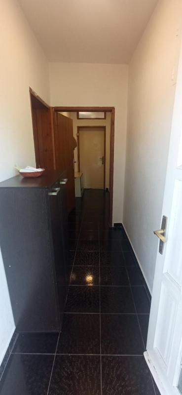 Single Bed in Dormitory Room image 3