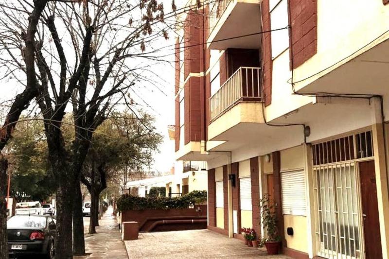 Cálido Loft con pileta cerca del centro. - image 16