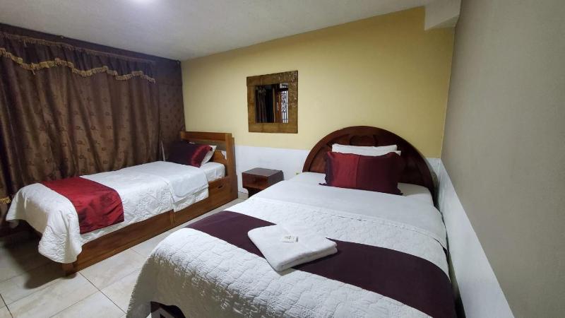 Hostal Bolívar Inn - image 15