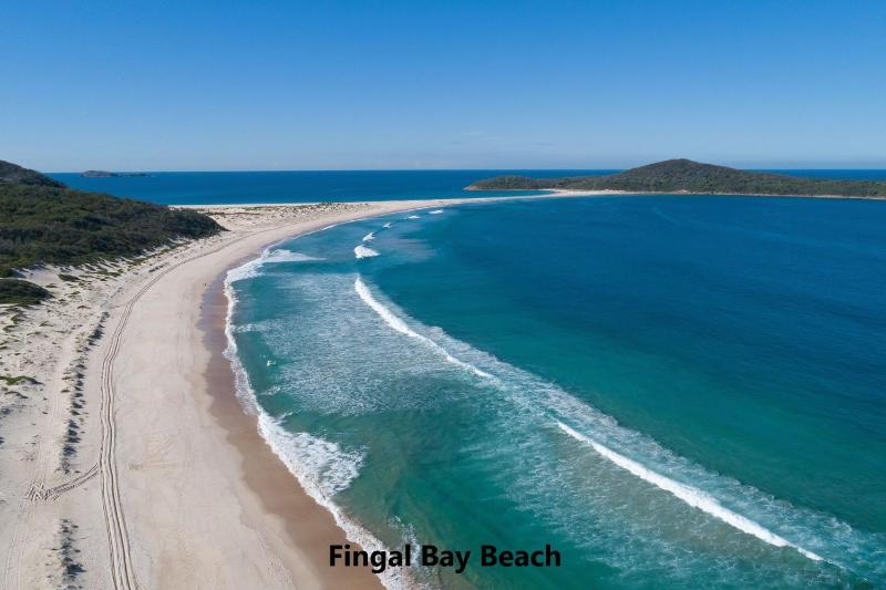 Fingal Bay Coastal Retreat 1 12 Marine Dr fantastic ground floor duplex - image 9