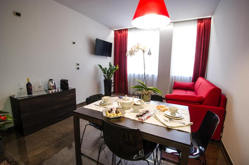 Butterfly One-Bedroom Apartment  image 1