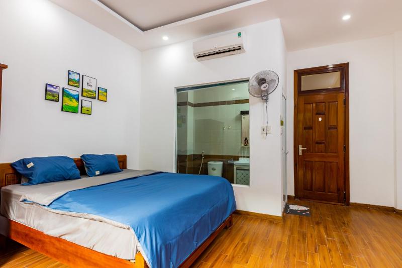 Simple House Near My Khe Beach and Night Street - image 10