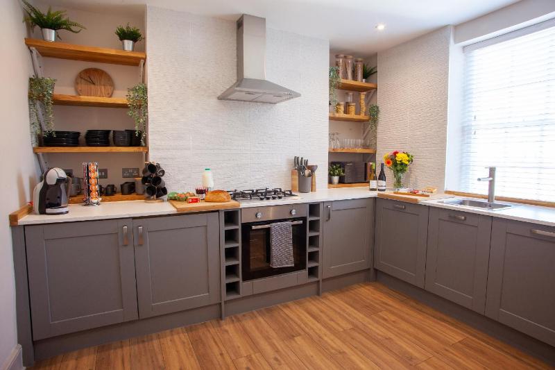 Oxford Street Grand Apartment Images